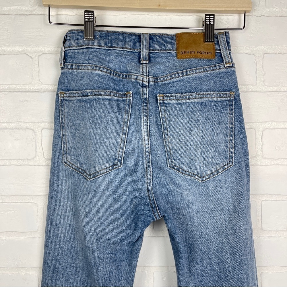 Aritzia Denim Forum The Yoko High Rise Slim High-waisted slim jeans blue 24 - Picture 5 of 12